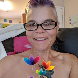 Meet your Posher, Traci